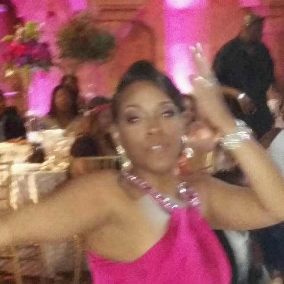 Meet your Posher, Ebone - Picture 1 of 1